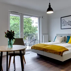 Essence Sapphire Apartment